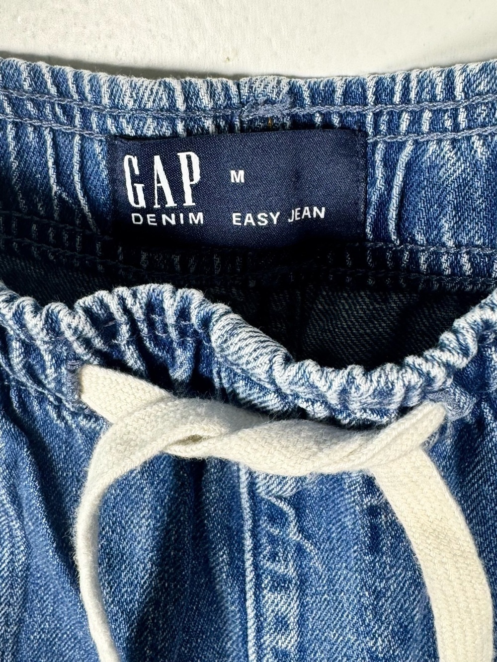 GAP Easy Jean Pull On Elastic Waist Denim Pants Women’s Medium Relaxed Coastal - Picture 3 of 5